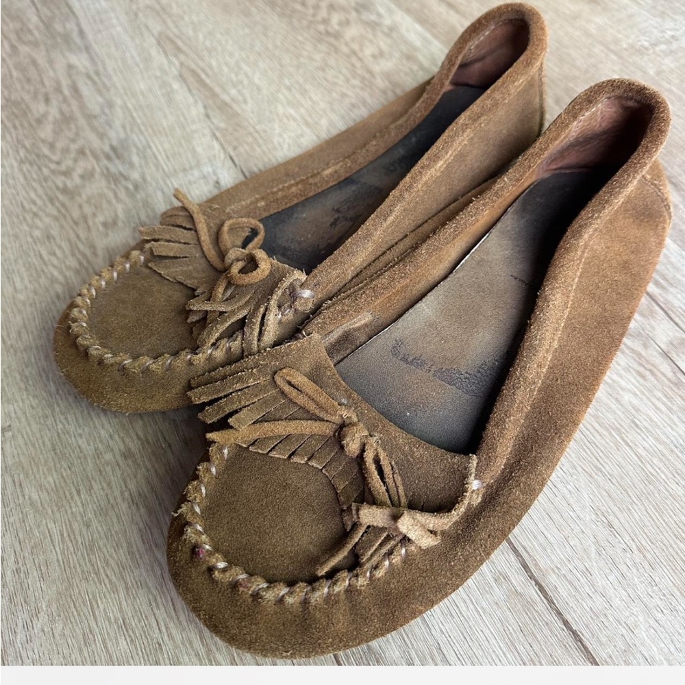 Minnetonka Tan Suede Moccasins